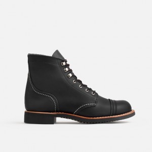 Red Wing Short Boot in Black Boundary Leather | 25WETAMSC