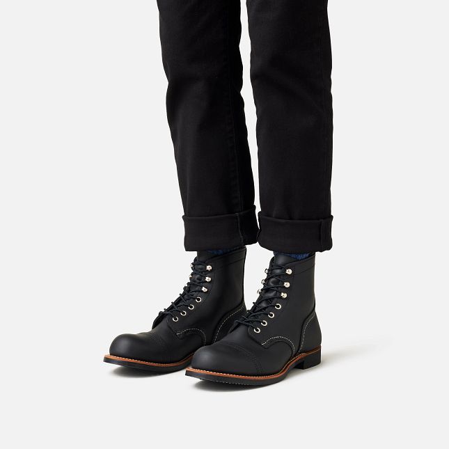 Red Wing 6-inch Boot in Black Harness Leather | 72UYDWJNB